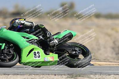 media/Dec-07-2025-CVMA (Sun) [[3e7d2de5dc]]/Race 4-Supersport Middleweight/